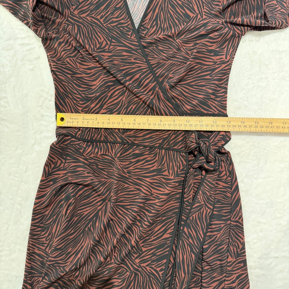 Y2K BCBGMAXAZRIA Zebra Print Wrap Midi Dress Dark Feminine Modern Witchy XS - Picture 9 of 10